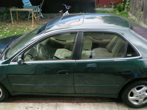 2000 Honda Accord EX Sedan 4-Door 2.3L, image 3