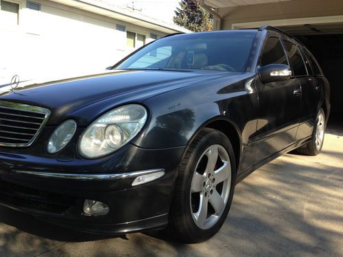 2004 mercedes-benz e500 4matic wagon 4-door 5.0l sport pkg loaded third-row seat