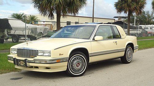 1991 cadillac eldorado biarritz, showroom , moon roof selling no reserve