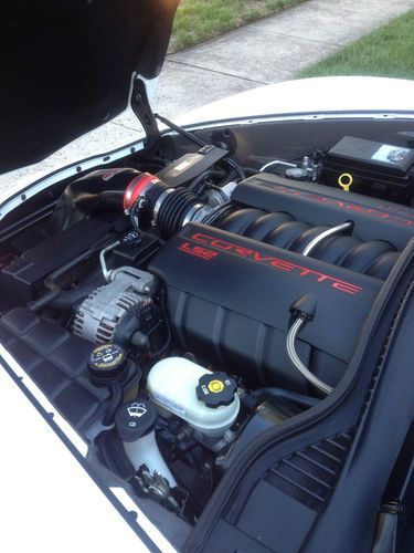 2006 corvette auto white black interior mint condition garage keep adult driven, US $25,000.00, image 4