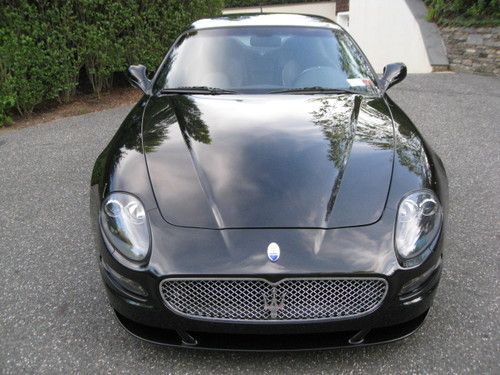 2005 maserati gransport coupe 2-door 4.2l