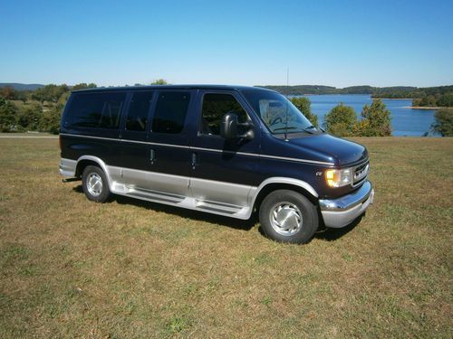 2002 ford chateau 7 passanger van