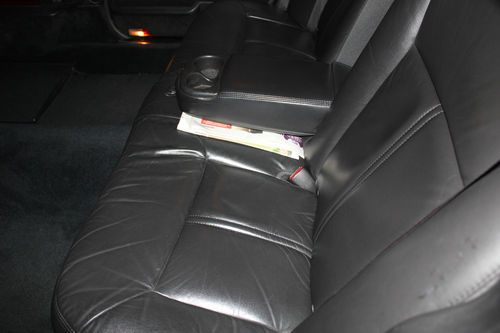 2011 Lincoln Town Car Black Executive Stretch Limousine 100