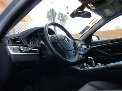 BMW 535i 5 Series NAV Navigation Premium Package Convenience Package Warranty, image 28