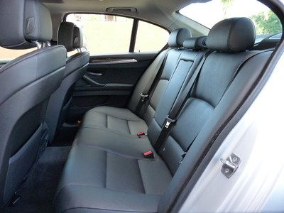 BMW 535i 5 Series NAV Navigation Premium Package Convenience Package Warranty, image 31
