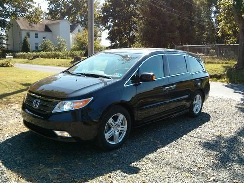 2011 honda odyssey touring elite w/ nav 3.5 v6 amazing!!