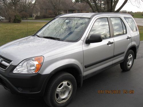 2004 honda cr-v, low miles, one owner