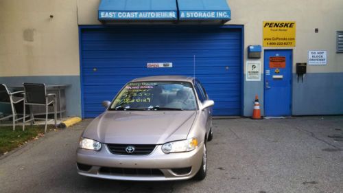 2001 toyota corolla le