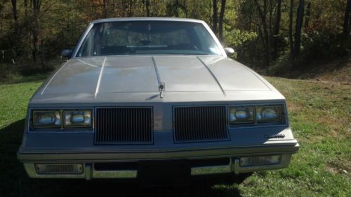 1986 oldsmobile cutlass supreme base coupe 2-door 5.0l