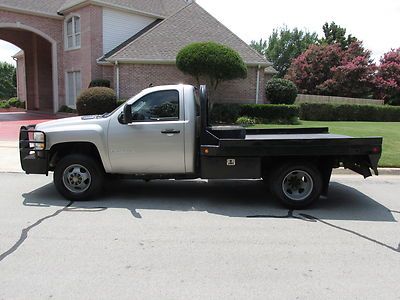 08 chev silverado k3500 regular cab flatbed 4x4 6.6l duramax diesel