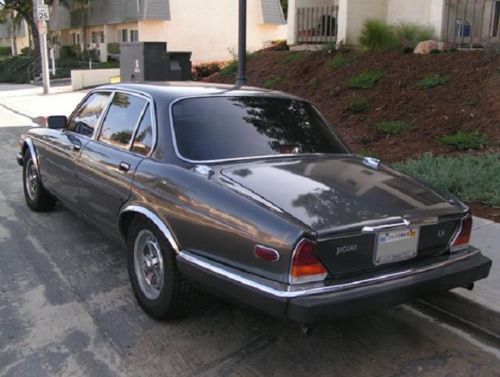 1986 Jaguar XJ6, image 3