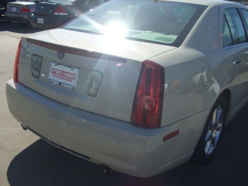 STS LEATHER MOONROOF NAVI BACK UP SENSORS HEATED SEATS, image 30