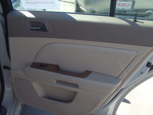 STS LEATHER MOONROOF NAVI BACK UP SENSORS HEATED SEATS, image 42