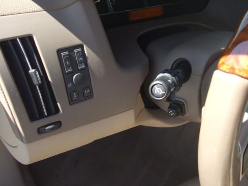 STS LEATHER MOONROOF NAVI BACK UP SENSORS HEATED SEATS, image 52