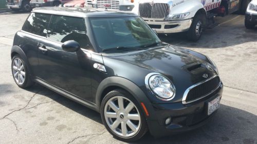 2008 mini cooper s hatchback 2-door 1.6l