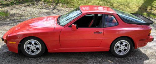 Classic vintage 1984 porsche 944 86k miles excellent condition family owned nice