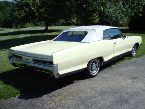 1966 Pontiac Bonneville Convertible, image 2