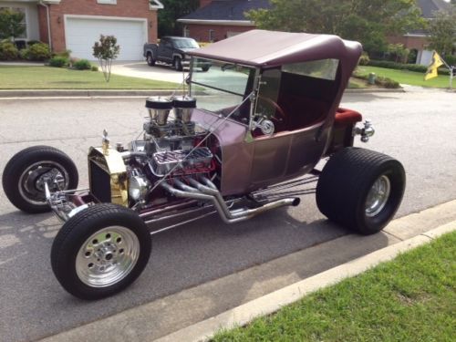 1923 ford model t, burgundy in color, with removable top