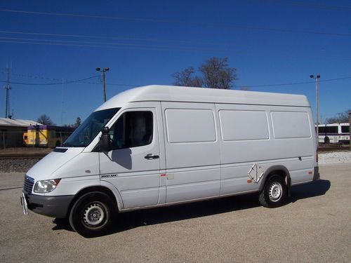 2003 dodge sprinter freightliner shc 2500 fedex van runs and drive great