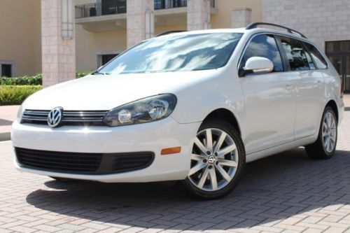 2010 volkswagen jetta sportwagen tdi diesel, pano roof, htd seats, clean carfax