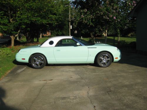 2004 ford thunderbird base convertible 2-door 3.9l