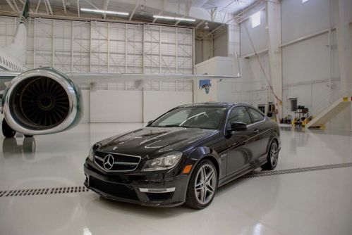 2013 mercedes-benz c63 amg coupe 2-door 6.3l