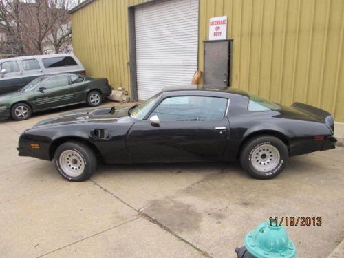 1976 pontiac trans am! runs and drives ready!! nice head start for project car!!