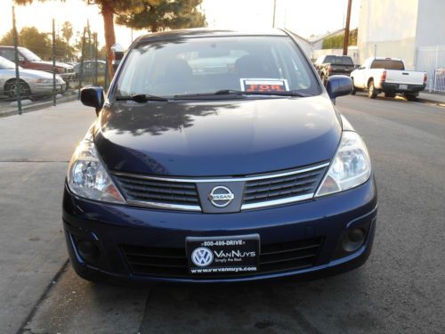 Nissan versa 2008 65k miles 4cyl auto trans air conditioning looks &amp; runs great