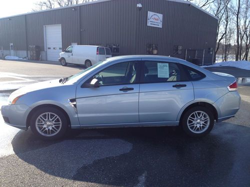 2008 ford focus se sedan automatic beautiful dont pay retail low reserve