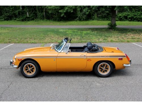 Nicest California Survivor Show Quality! Excellent Condition 73 MGB Convertible, US $13,900.00, image 7