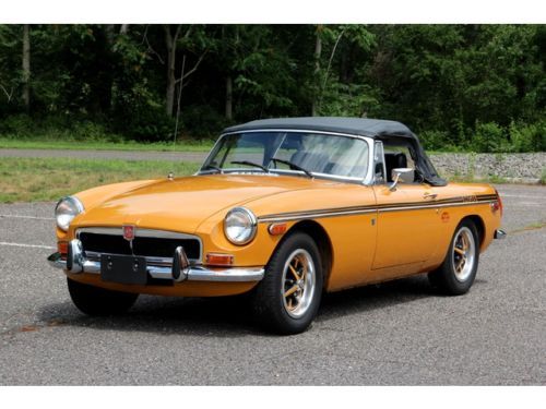 Nicest California Survivor Show Quality! Excellent Condition 73 MGB Convertible, US $13,900.00, image 12