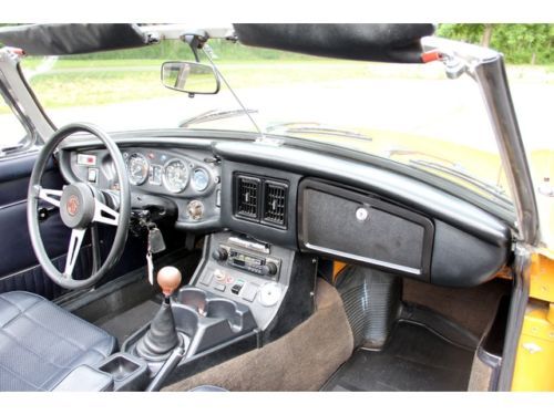 Nicest California Survivor Show Quality! Excellent Condition 73 MGB Convertible, US $13,900.00, image 42