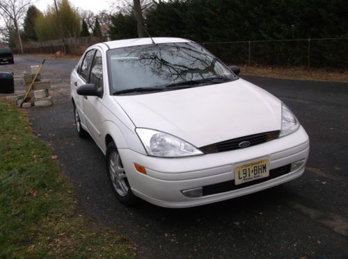 Ford focus great running gas saver