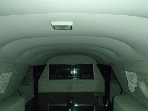 1996 Cadillac Fleetwood Hearse Black only 39k miles Priced To Sell, image 13