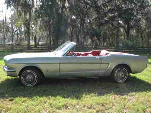 1965 Ford Mustang Convertible, image 3