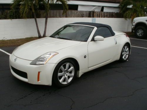 2004 nissan 350z convertible 2-door 3.5l