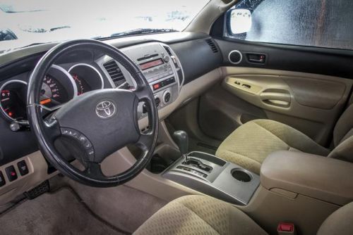 PreRunner Truck 4.0L CD 6 Speakers AM/FM radio AM/FM/CD w/6 Speakers MP3 decoder, image 13