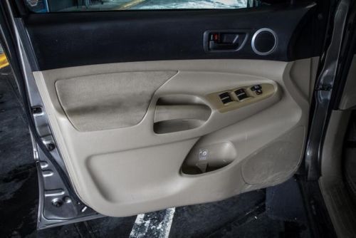 PreRunner Truck 4.0L CD 6 Speakers AM/FM radio AM/FM/CD w/6 Speakers MP3 decoder, image 15