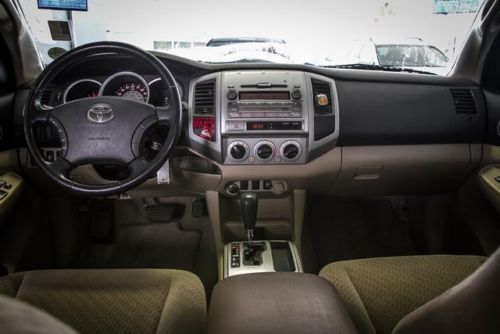 PreRunner Truck 4.0L CD 6 Speakers AM/FM radio AM/FM/CD w/6 Speakers MP3 decoder, image 18
