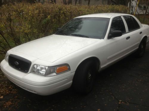 2008 crown victoria p71 police interceptor low hours