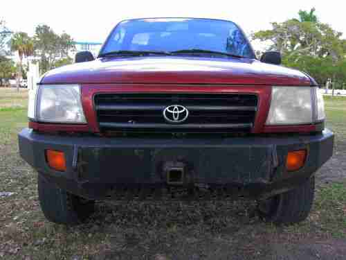 1998 Toyota Tacoma 4X4, Lifted, ARB Lockers Front + Rear, Excellent drive train, image 2