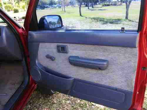 1998 Toyota Tacoma 4X4, Lifted, ARB Lockers Front + Rear, Excellent drive train, image 12