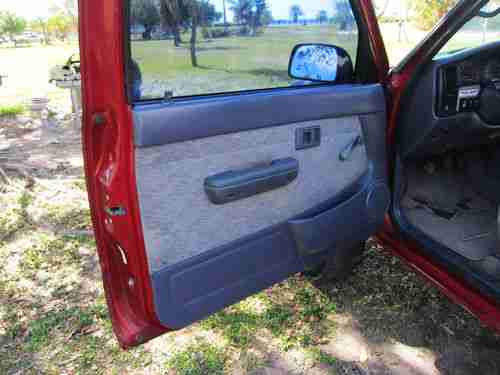 1998 Toyota Tacoma 4X4, Lifted, ARB Lockers Front + Rear, Excellent drive train, image 14