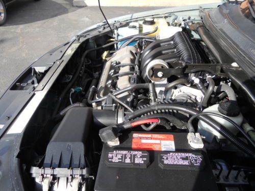 ONE OWNER LOCAL TRADE WE SOLD THIS VEHICLE NEW AND ALL SERVICE WAS DONE HERE!!, image 33