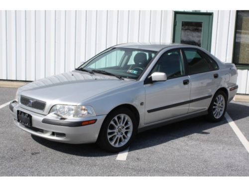 2002 volvo s40 automatic 4-door sedan