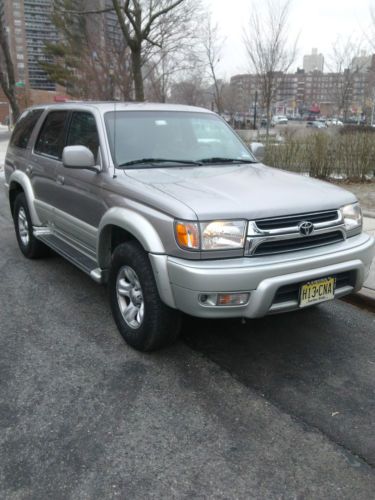 2001toyota 4runner limited sport utility 4 doors 3.4l runs like new!!!