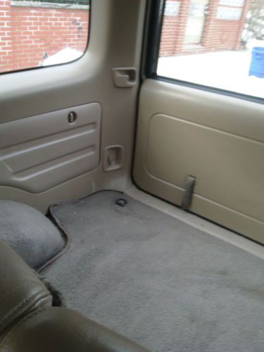 2001TOYOTA 4RUNNER LIMITED SPORT UTILITY 4 DOORS 3.4L RUNS LIKE NEW!!!, image 3