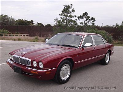 2000 jaguar xj8 vanden plas one owner clean carfax dealer serviced florida car