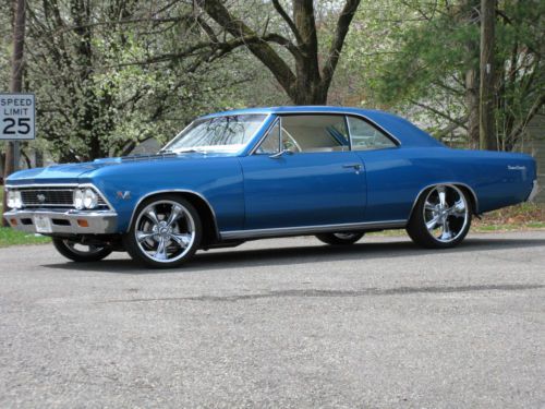 1966 chevelle pro-tour/ 4 wheel disc / 454/ 4-speed/ 12-bolt/ awesome color