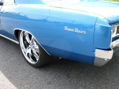 1966 CHEVELLE PRO-TOUR/ 4 Wheel DISC / 454/ 4-SPEED/ 12-BOLT/ AWESOME COLOR, image 2